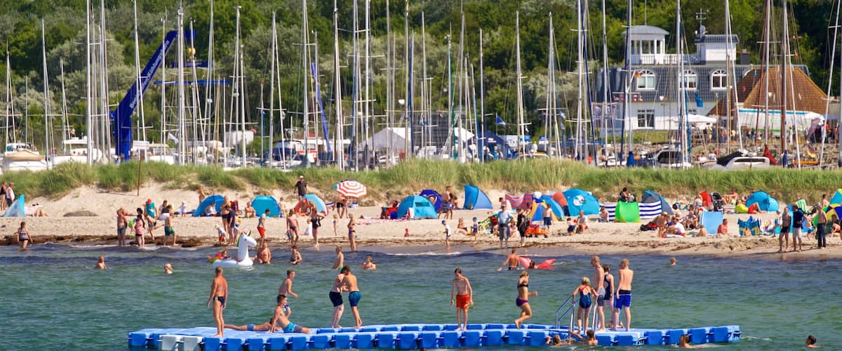 Kuehlungsborn Beach which includes a beach, swimming and general coastal views