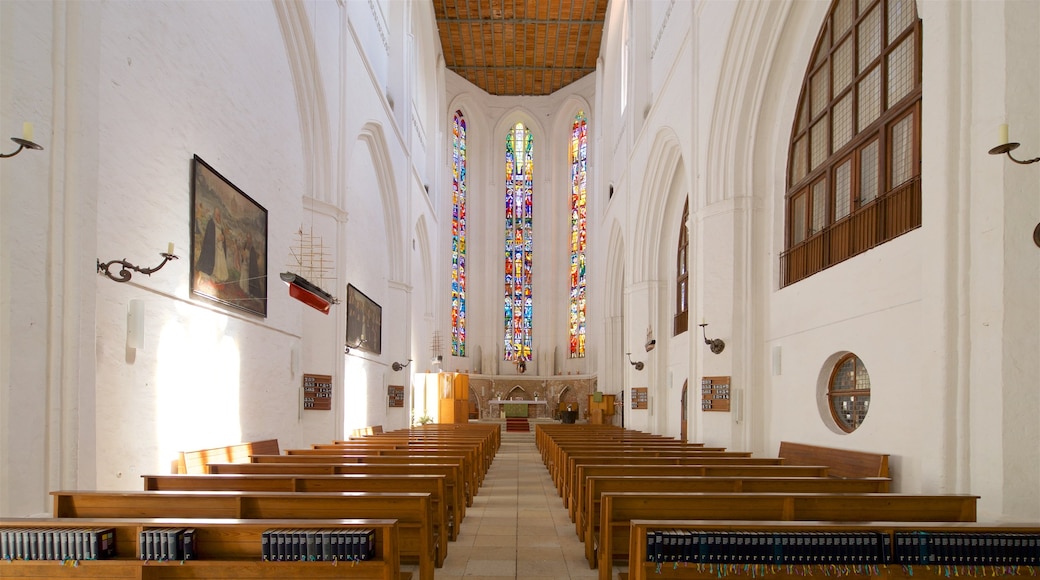 Petrikirche showing interior views, a church or cathedral and heritage elements