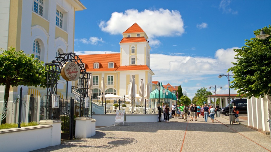 Ostseebad Binz featuring street scenes as well as a small group of people