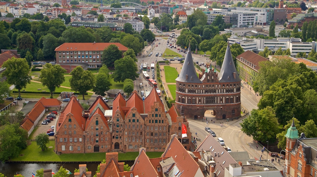 St. Peter\'s Church which includes landscape views, heritage architecture and a city