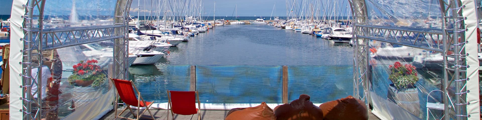 Marina Kuehlungsborn which includes a bay or harbor