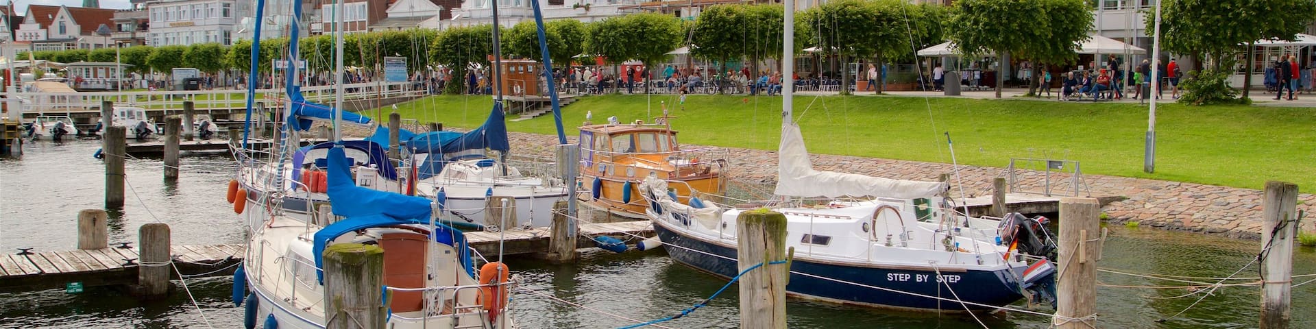 Travemünde mit einem Bucht oder Hafen