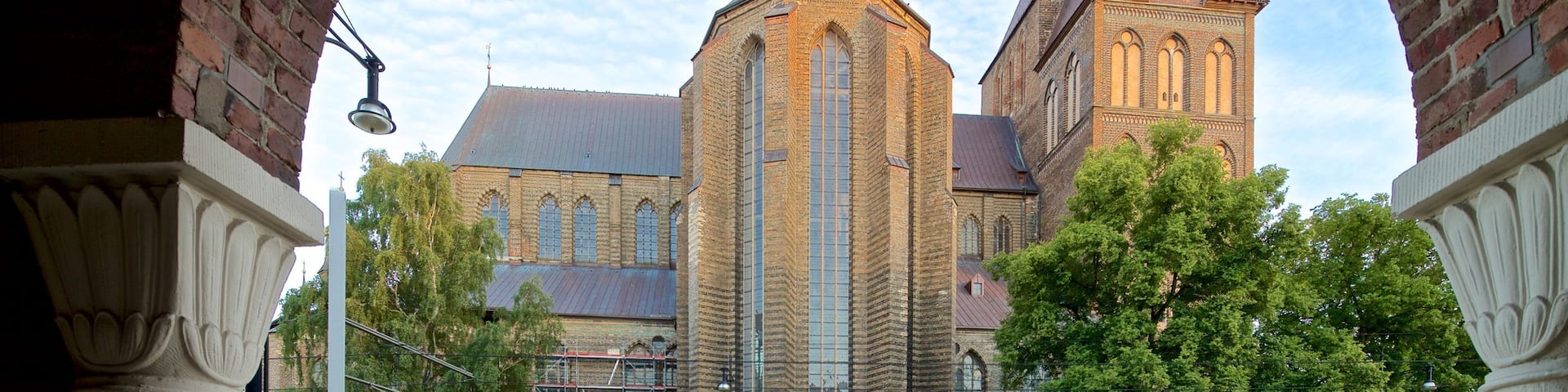 Marienkirche featuring heritage architecture