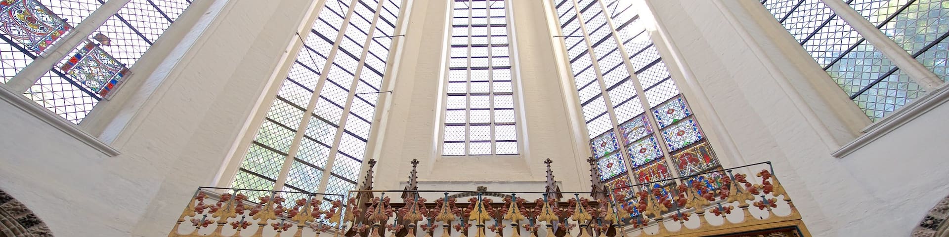 Marienkirche qui includes église ou cathédrale, éléments religieux et patrimoine historique