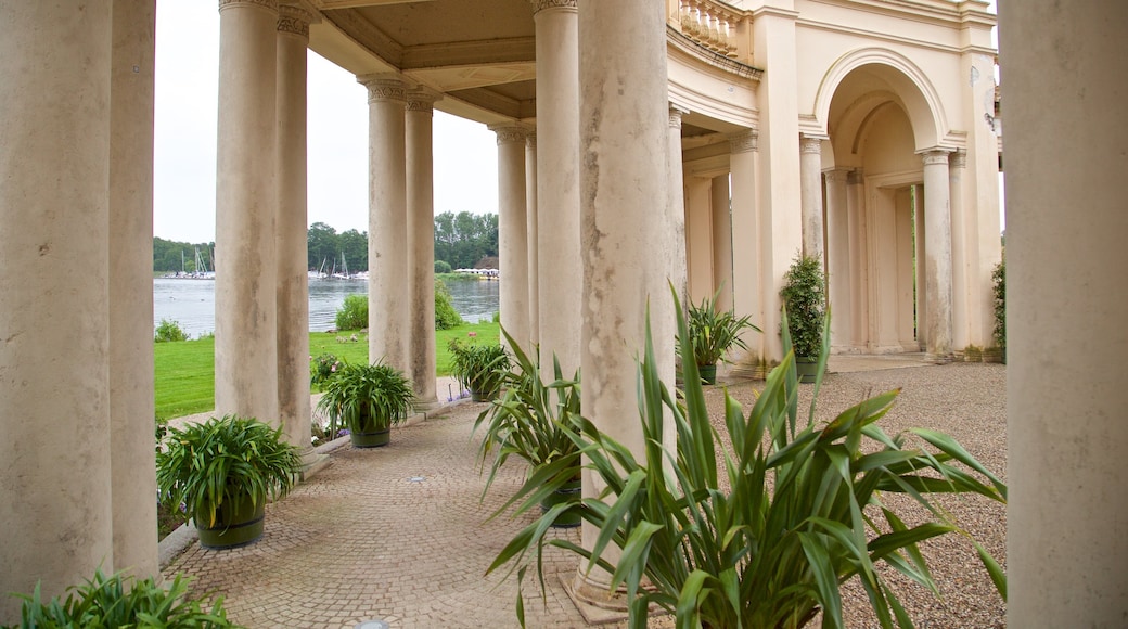 Schweriner Schloss mit einem Geschichtliches