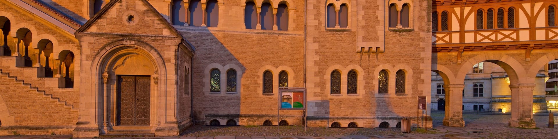 Dankwarderode Castle featuring heritage architecture, night scenes and a church or cathedral