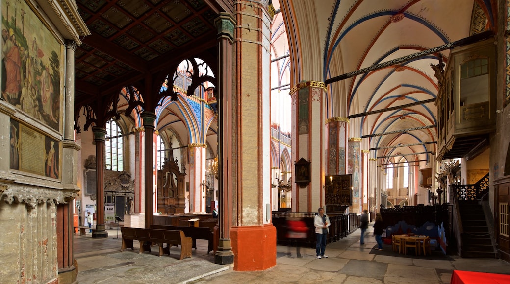 St. Nicholas\' Church showing heritage elements, a church or cathedral and interior views