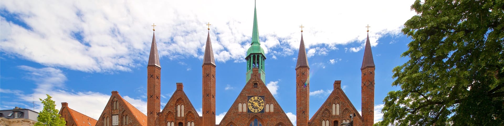 Heiligen-Geist-Hospital showing a church or cathedral and heritage architecture
