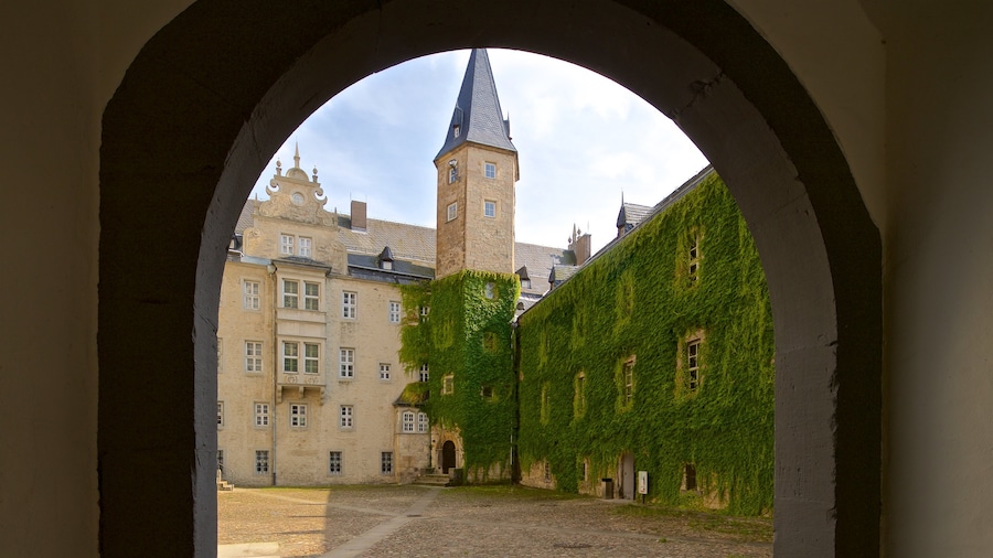 Schloss Wolfsburg caracterizando arquitetura de patrimĂŽnio