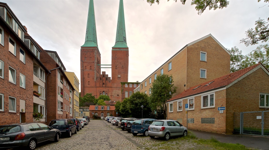 Dom showing heritage architecture