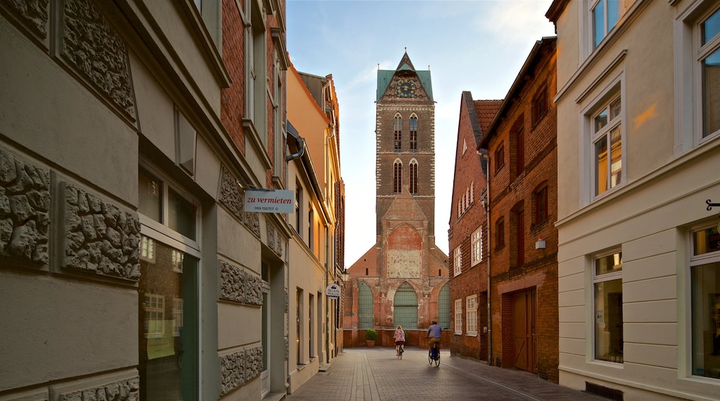 St-Marien-Kirche Steeple mit einem historische Architektur