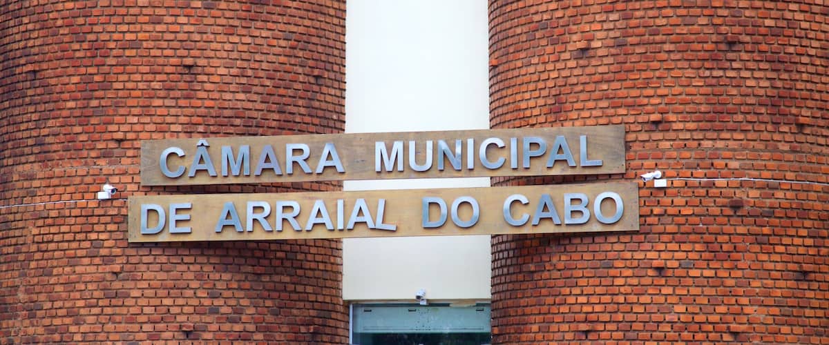 Prefeitura Municipal de Arraial do Cabo caracterizando sinalização
