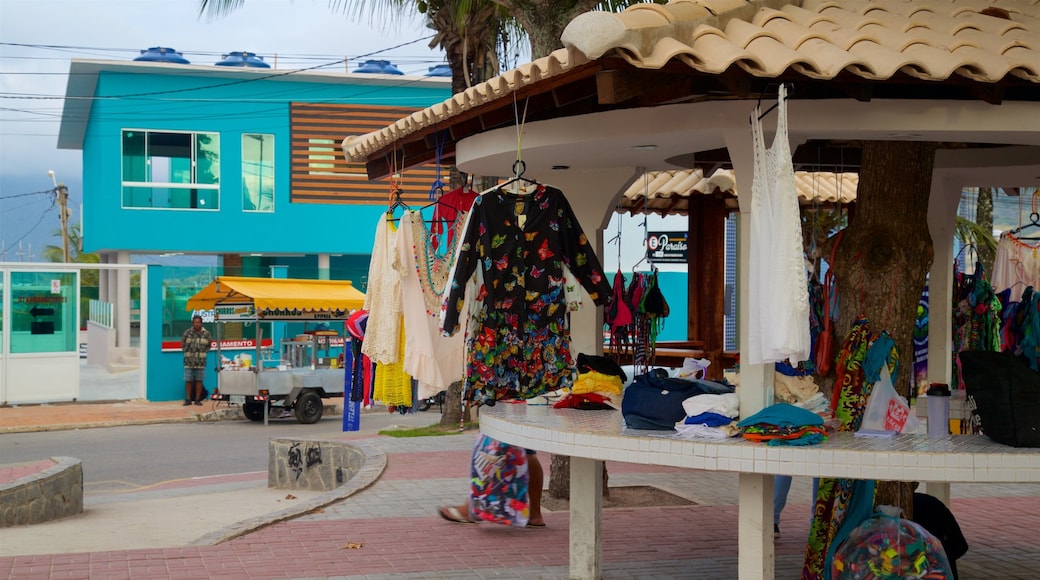 Plaza Daniel Barreto de Marco ofreciendo mercados