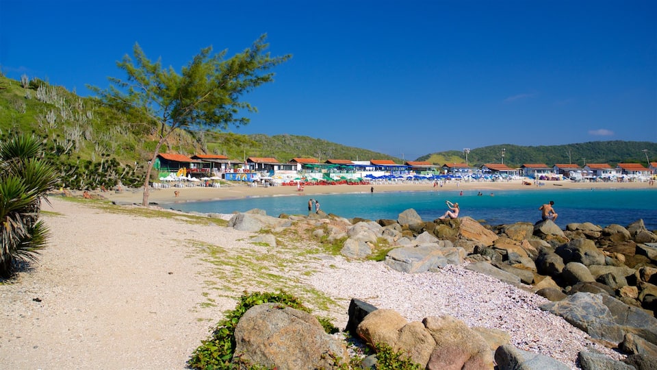 Conchas Beach showing a coastal town and general coastal views