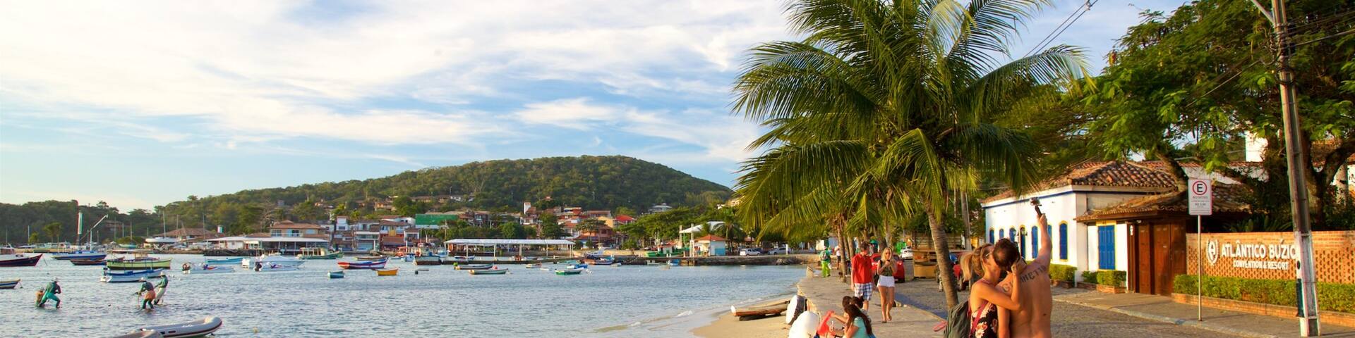 Orla Bardot which includes a coastal town, a bay or harbor and general coastal views