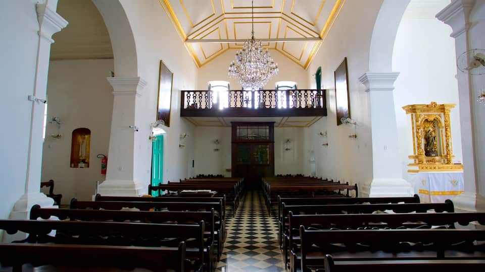 Parish Our Lady of the Assumption of Cabo Frio showing heritage elements, interior views and a church or cathedral