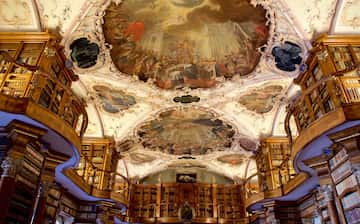 ザンクト ガレン修道院付属図書館 サンクト ガレン エクスペディア ザンクト ガレン修道院付属図書館 サンクト ガレン エクスペディア