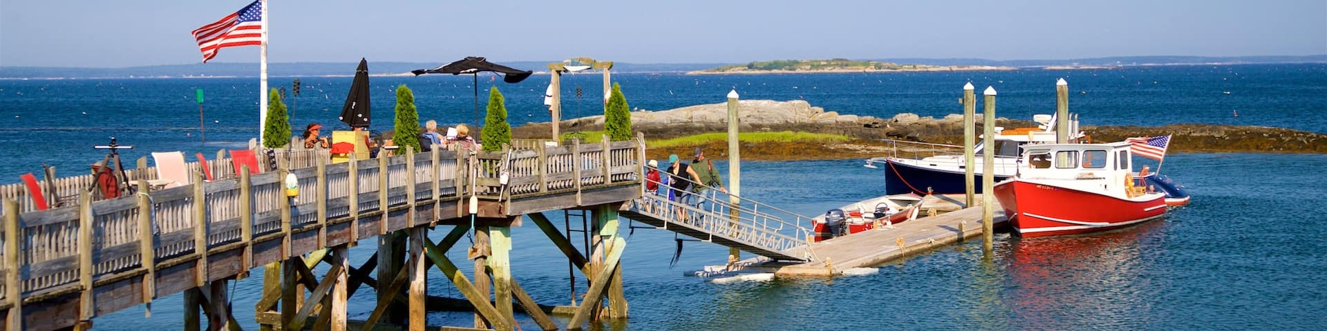 Bailey Island showing general coastal views