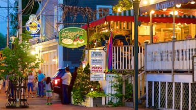 Ogunquit showing street scenes, night scenes and signage