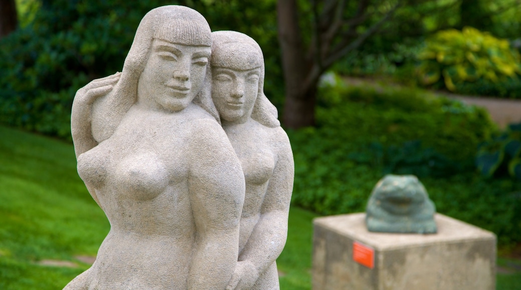 Musée d\'art américain d\'Ogunquit montrant statue ou sculpture