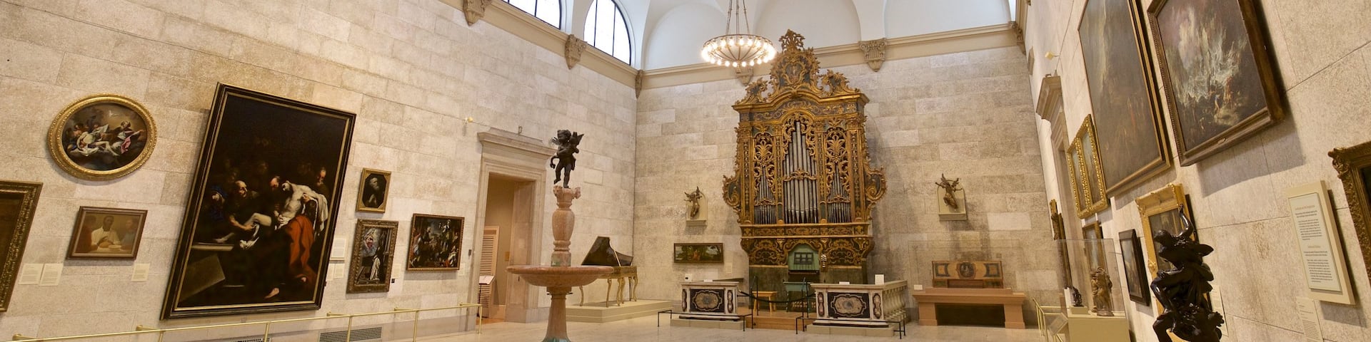 Memorial Art Gallery showing interior views, art and heritage elements