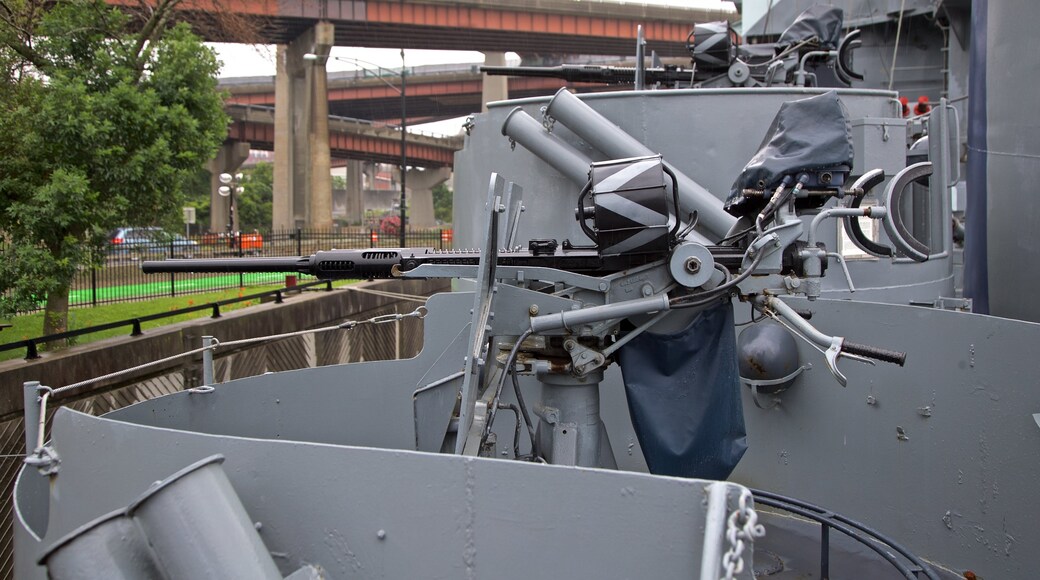 USS Slater caratteristiche di esercito