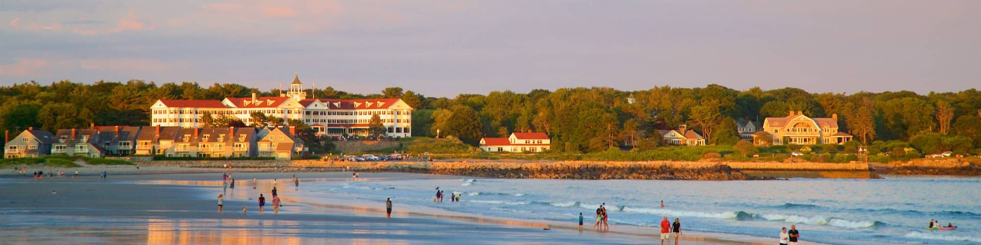 Gooch\'s Beach featuring a coastal town, general coastal views and a beach