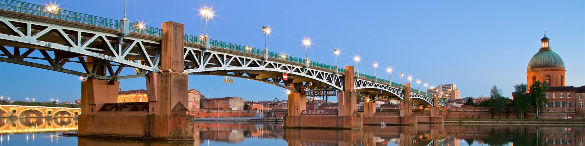 Garonne フィーチャー 夜景, 河あるいは小川 と 橋
