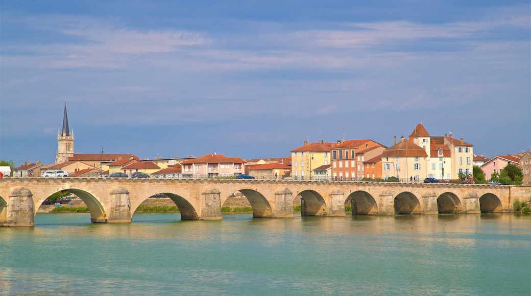 Pont Saint-Laurent which includes a bridge and a river or creek