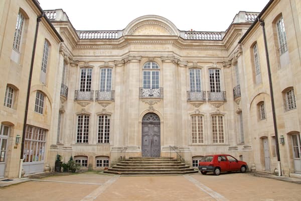 Musée Lamartine das einen historische Architektur