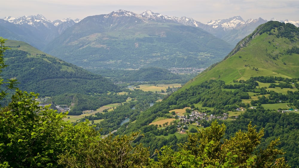 Pic du Jer mettant en vedette panoramas, scĂšnes tranquilles et montagnes