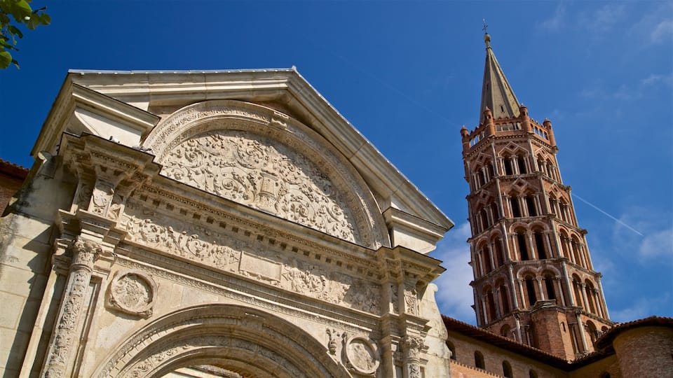 Basilique Saint-Sernin which includes heritage architecture