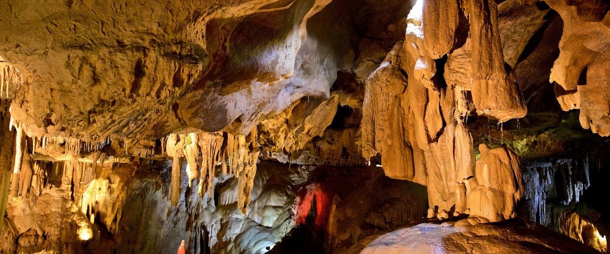 Grutas de Bétharram mostrando cuevas