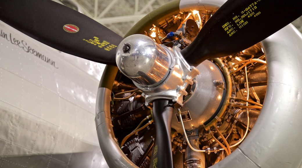 Strategic Air Command and Aerospace Museum showing aircraft