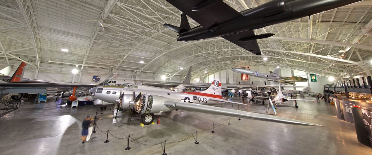 Strategic Air Command and Aerospace Museum showing aircraft and interior views