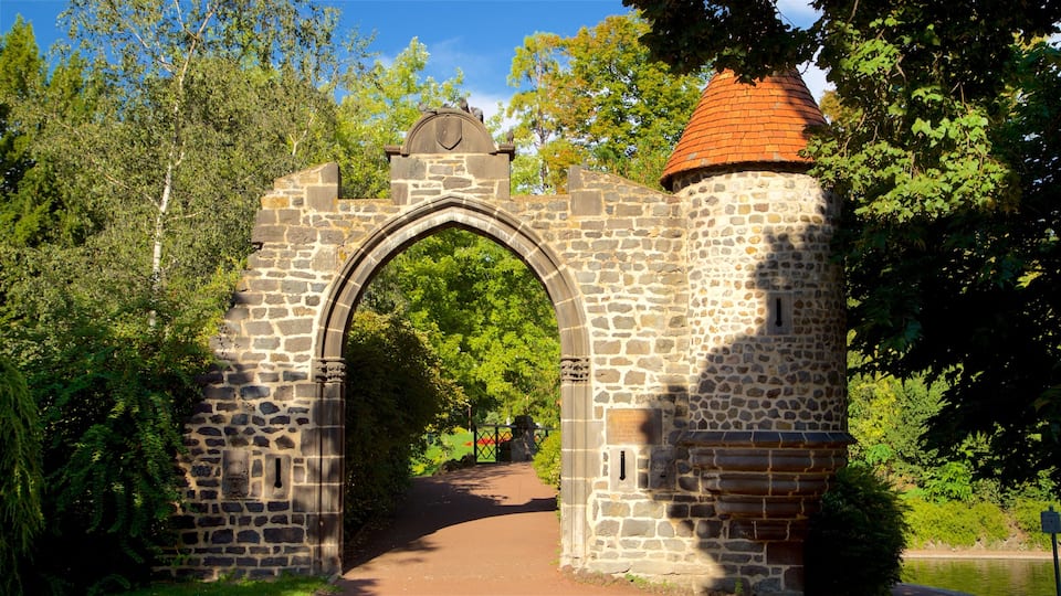 Jardin Lecoq mettant en vedette patrimoine historique et jardin