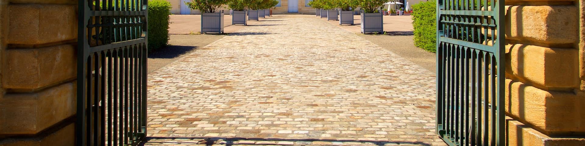 Centre National Du Costume De Scene featuring heritage architecture and a square or plaza