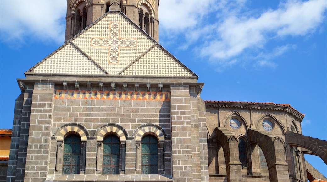 Église St-Amable showing heritage architecture