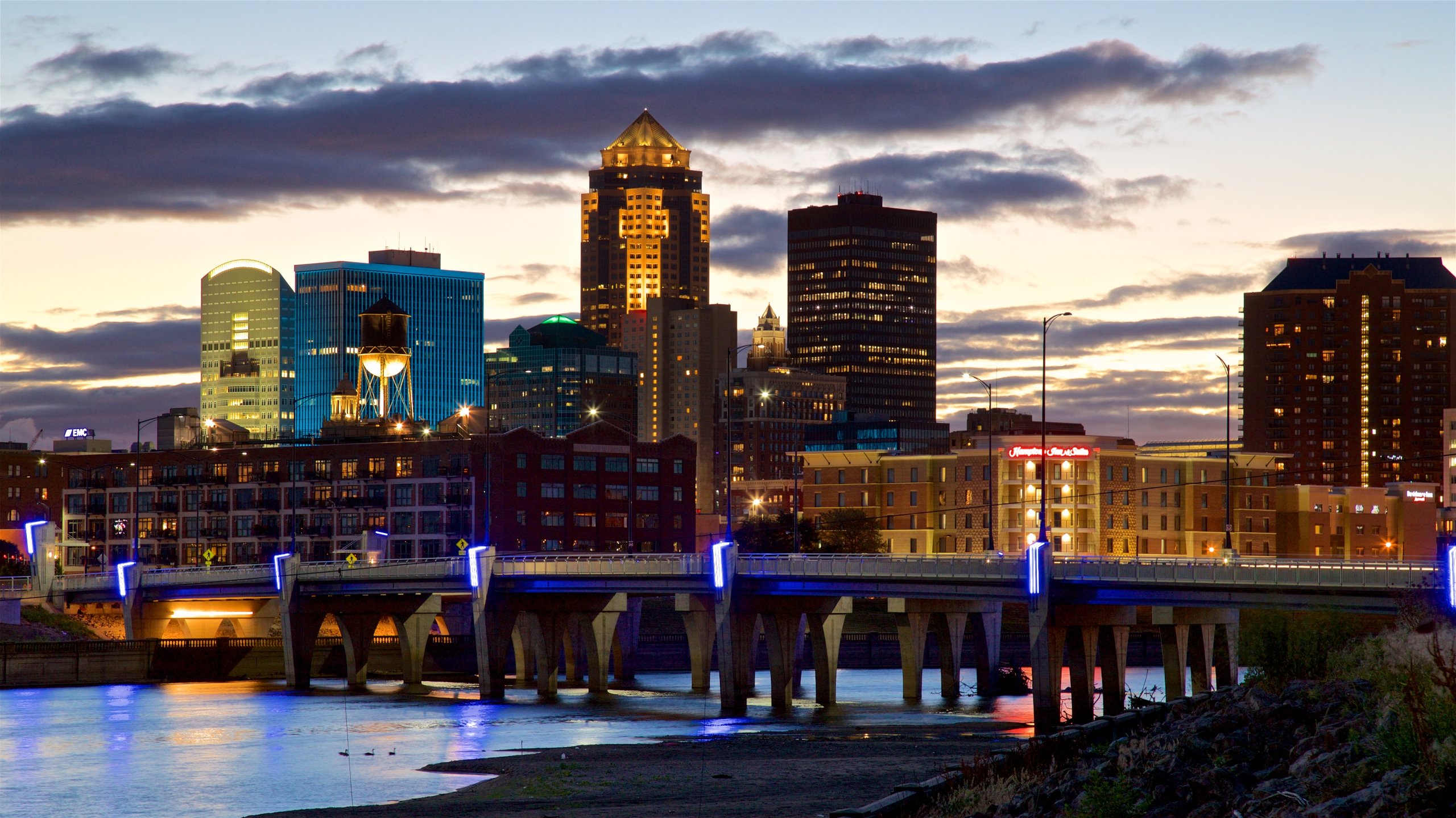 Des Moines (and vicinity), Iowa, United States of America.