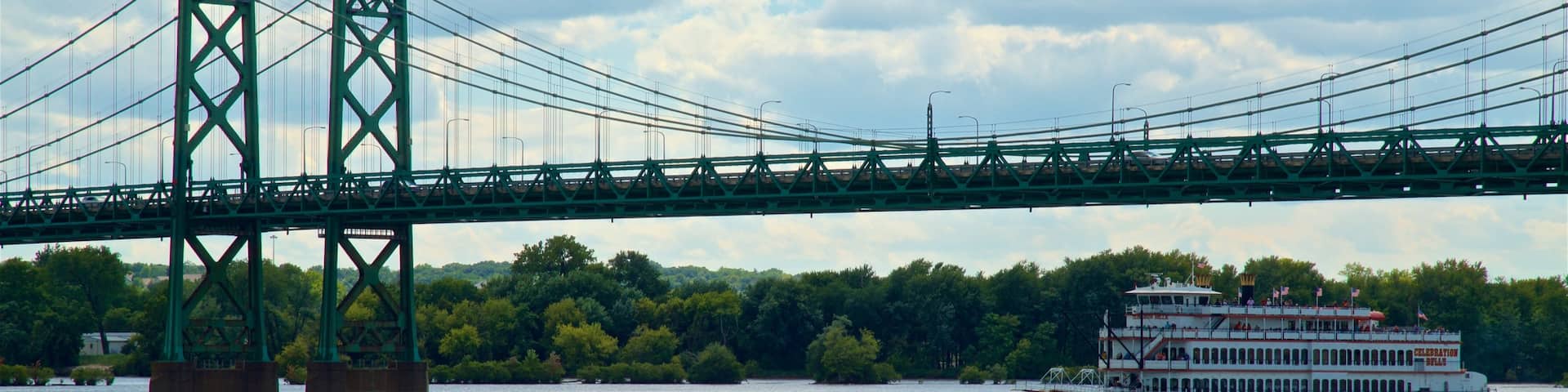 Bettendorf which includes a ferry, a river or creek and a bridge