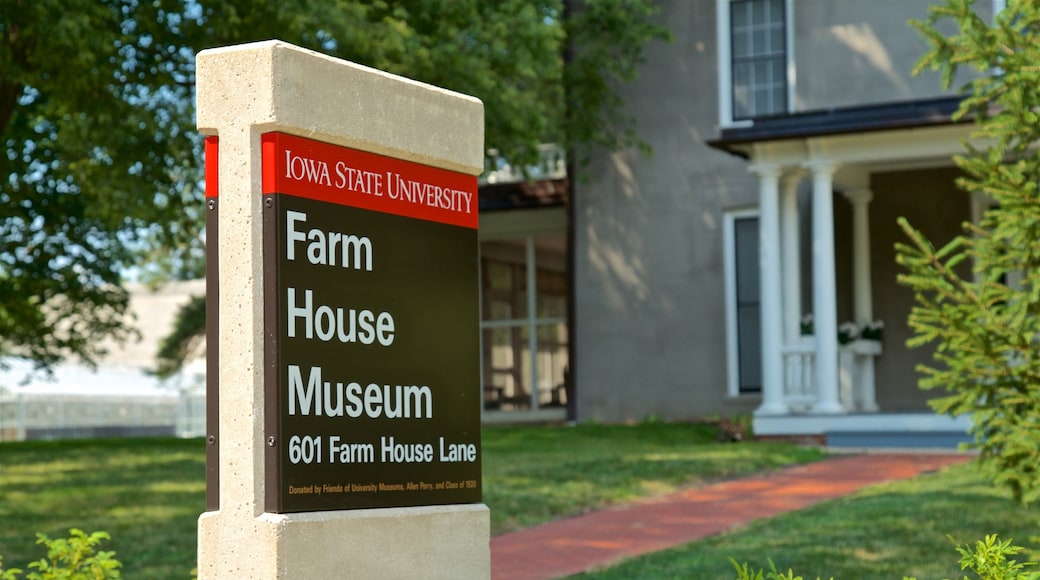 Farm House Museum showing signage