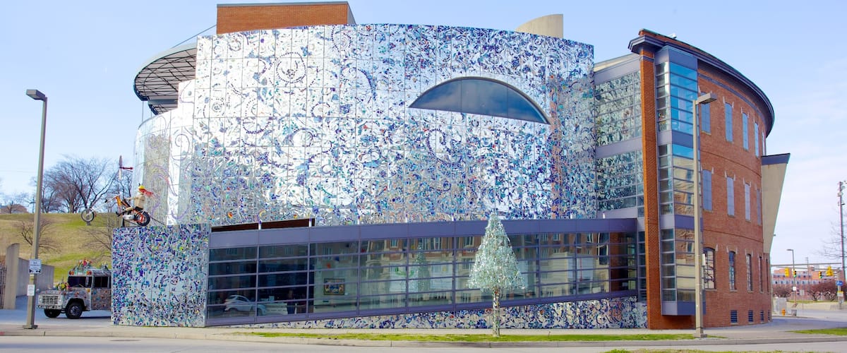 American Visionary Art Museum which includes art and a city