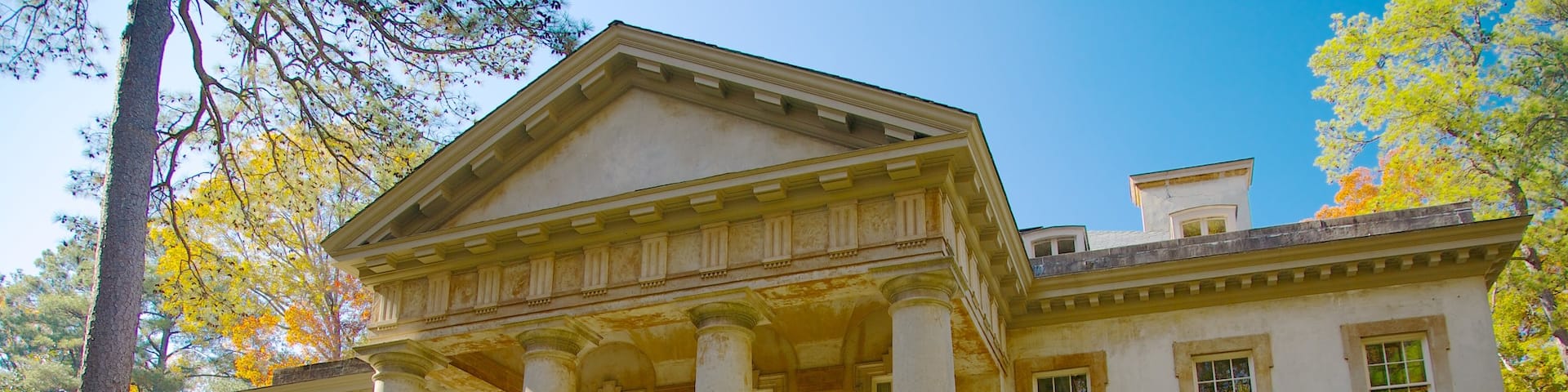 Atlanta History Center featuring heritage architecture
