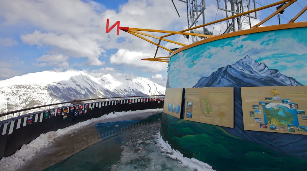 Banff gondolbane fasiliteter samt snø, gondolbane og utsikt