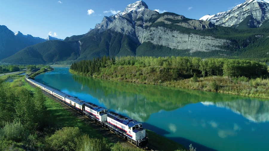 Banff National Park which includes a lake or waterhole, mountains and railway items