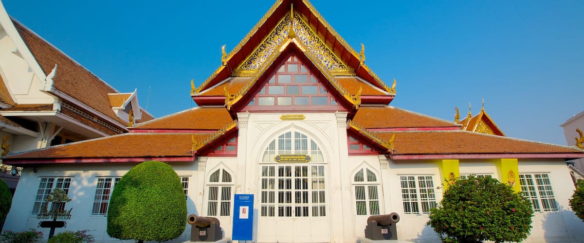 National Museum Bangkok which includes a city
