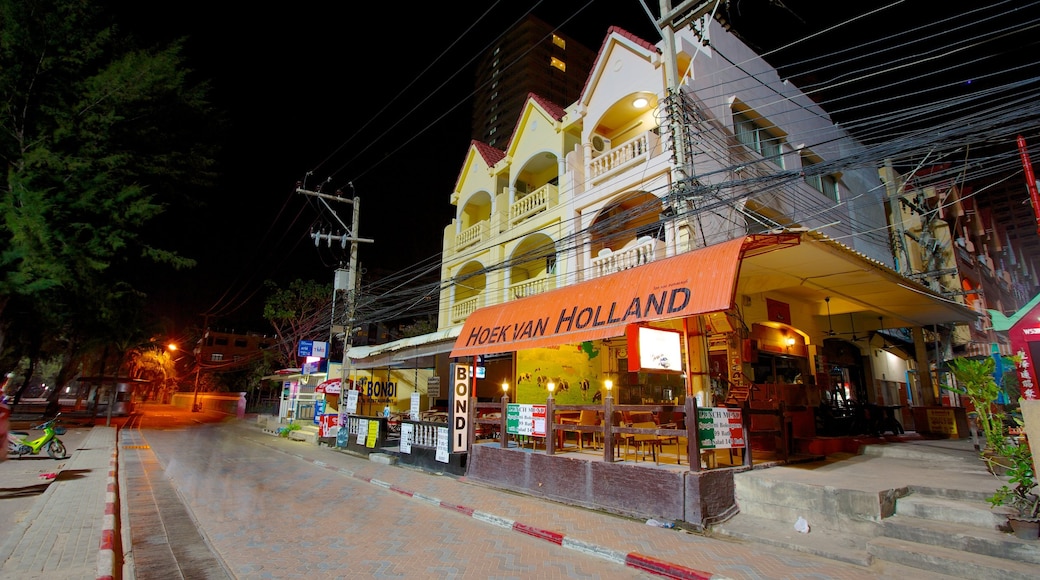 Strand von Dongtan das einen Einkaufen, Beschilderung und bei Nacht