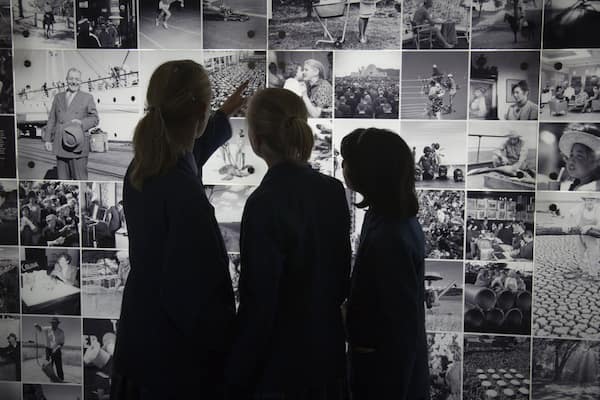 オーストラリア国立公文書館 表示 屋内の眺め