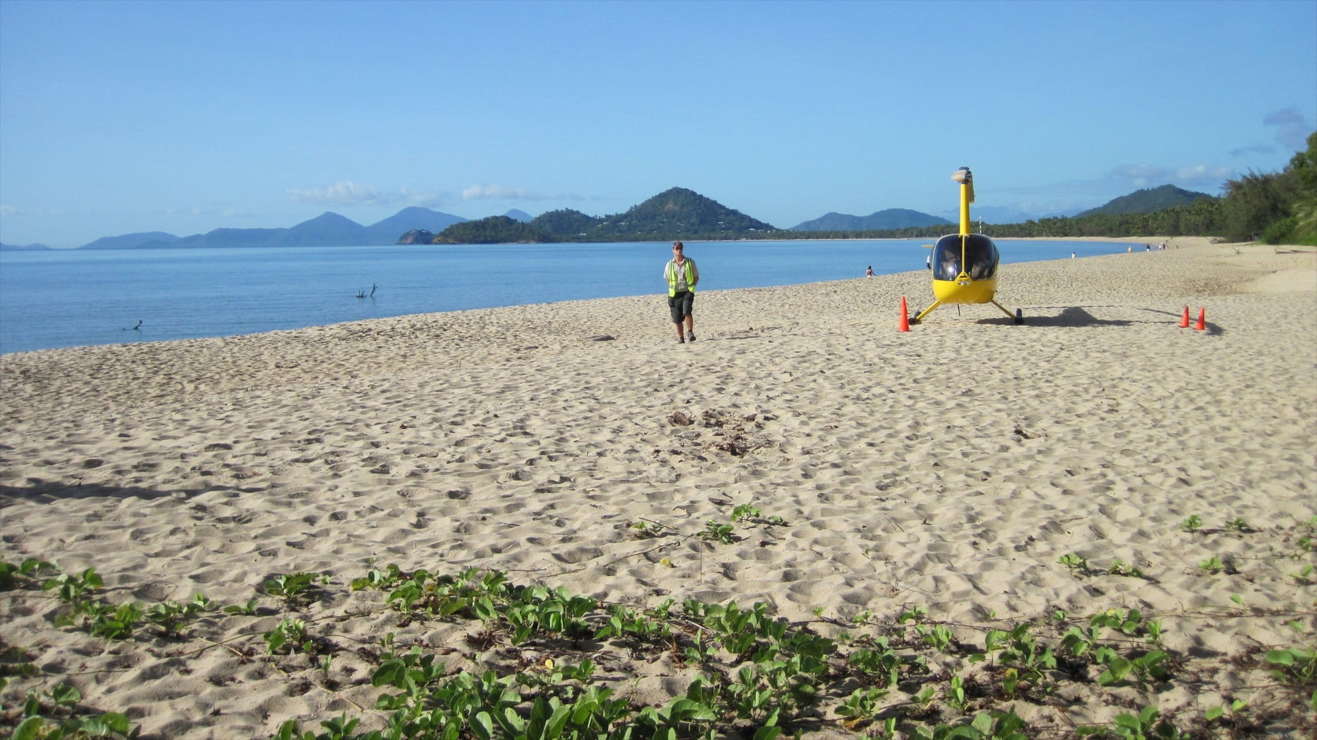 Top 10 Hotels with Waterslides in Cairns Beaches 51