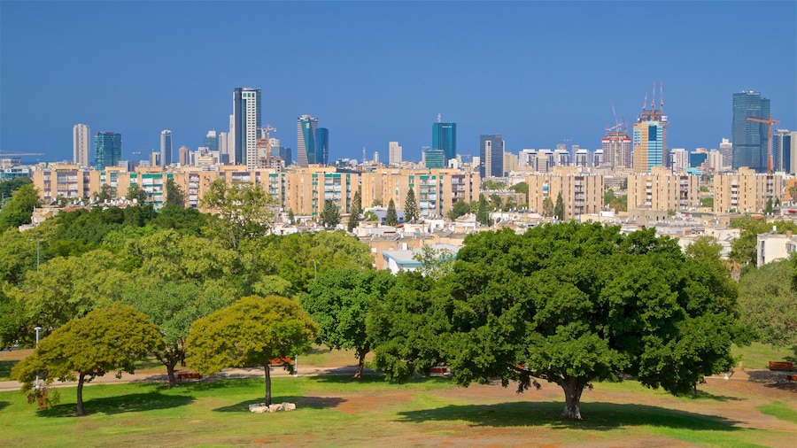 Edith Wolfson Park which includes a garden, a city and landscape views